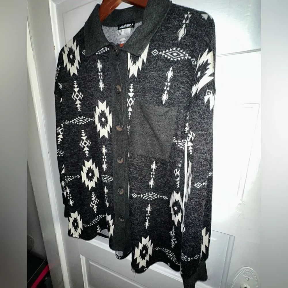 Aztec Shacket Size Small - Picture 2 of 10